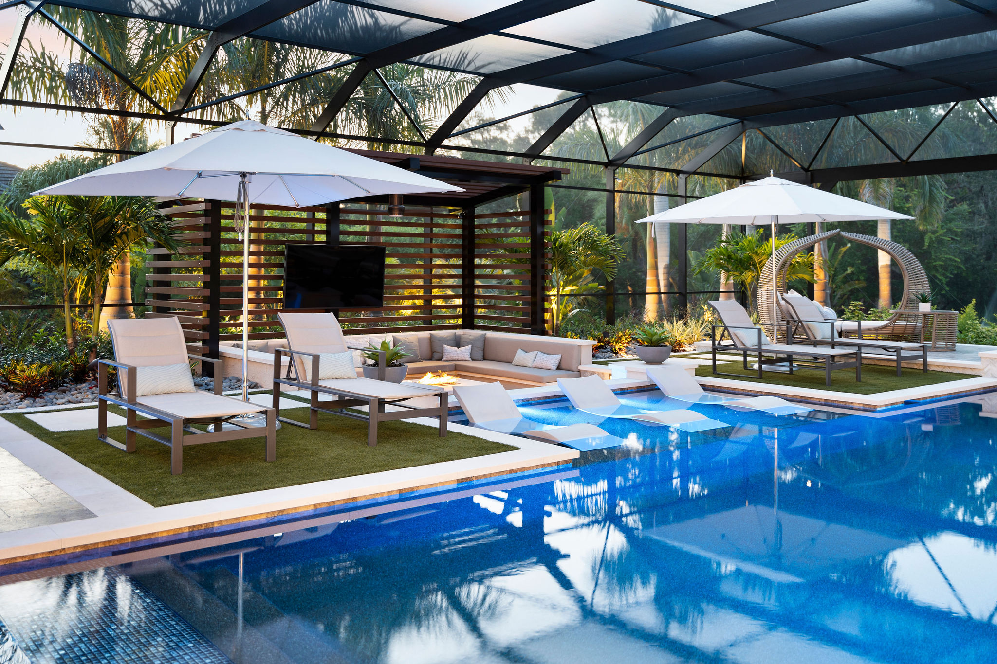 Poolside Outdoor Space Design by Solana Outdoor Living