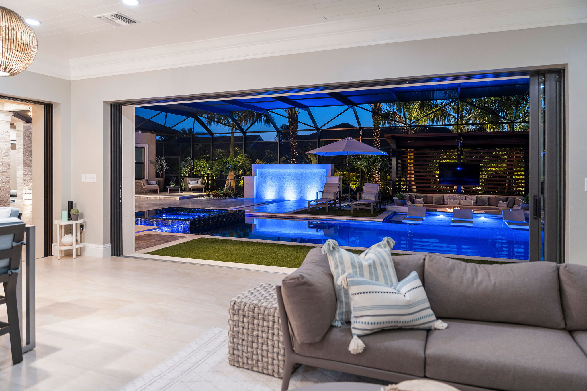 Indoor to Outdoor Space Design by Solana Outdoor Living